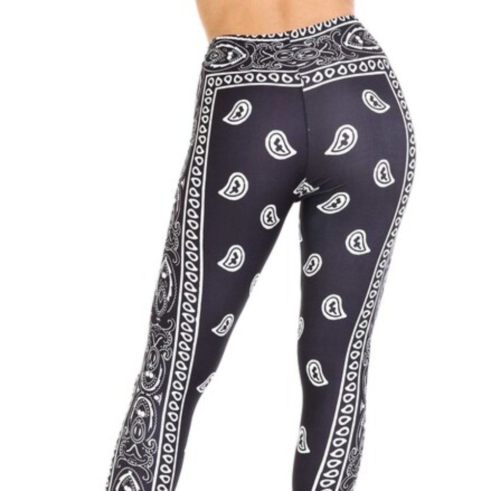 Black bandana leggings